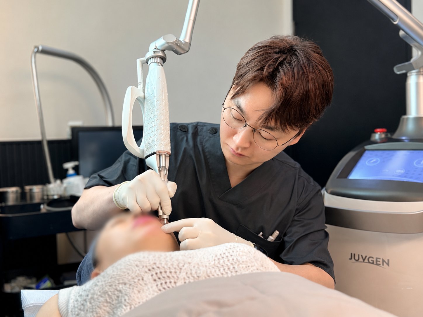 쥬브젠 시술 잘하는 피부과